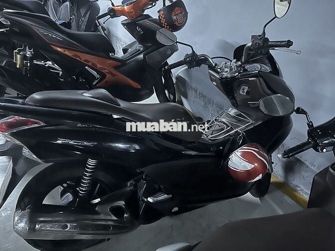 Bán xe PCX đen không dùng đến