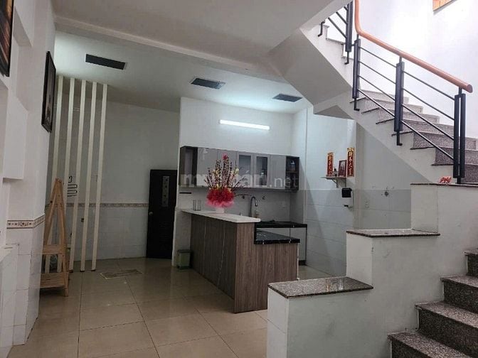NHÀ CẦN BÁN DIỆN TÍCH KHỦNG RẺ NHẤT THỊ TRƯỜNG