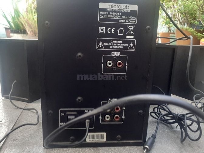 Cần bán 1 bộ loa vi tính 4.1.hiêu microlab giá dê mua