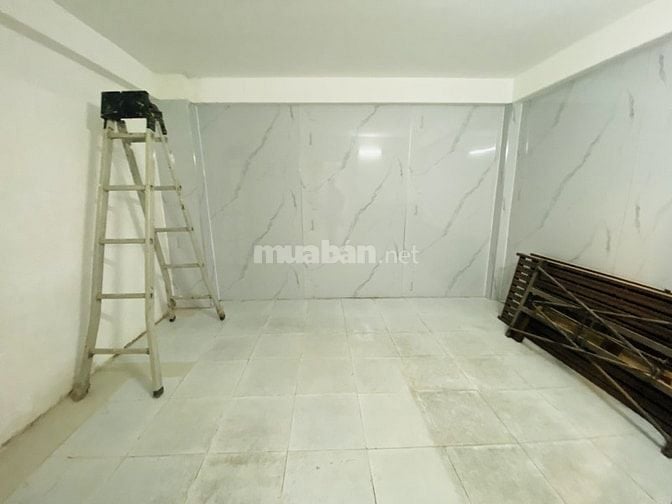🏠 BÁN NHÀ MẶT TIỀN HẺM XE HƠI – CÁCH HUỲNH TẤN PHÁT VÀI CĂN 