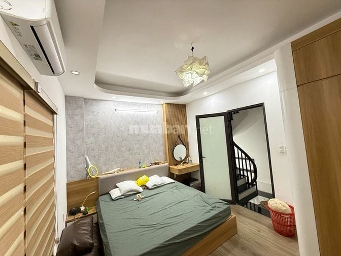 Bán hẻm, ngõ quận Hai Bà Trưng Hà Nội 30m2, 5T gần Times City 6,8 tỷ