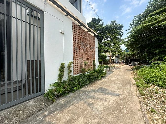 Đất Phú Cường 1 ty650. 1 xet quốc lộ 13 200m sổ sẵn. 0815422197 