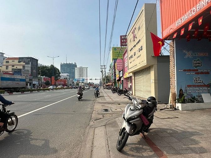 Đất Phú Cường 1 ty650. 1 xet quốc lộ 13 200m sổ sẵn. 0815422197 