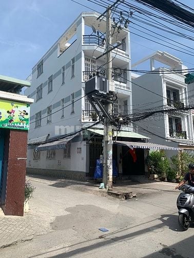 Bán gấp nhà 3 lầu, 2 mặt tiền đường 6m quốc lộ 13
