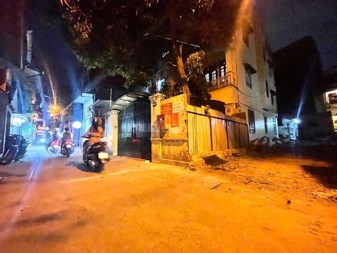 MẢNH ĐẤT VÀNG LÔ GÓC LÕI HAI BÀ TRƯNG