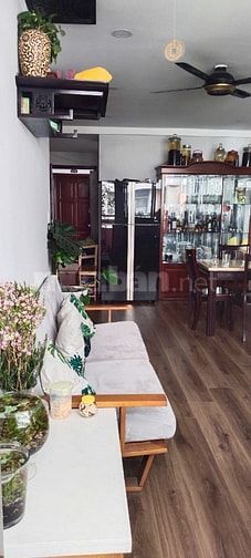 Chính chủ bán căn hộ Screc Towet