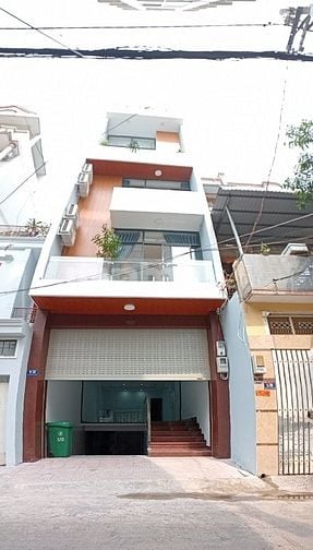 Cho thuê MBKD 50 m2 đường Cù Chính Lan, P13, có chỗ ngủ lại, giá tốt