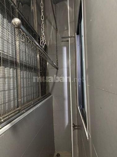 Cho thuê căn hộ ngay sông Hàn, trung tâm thành phố, tiện nghi đầy đủ 