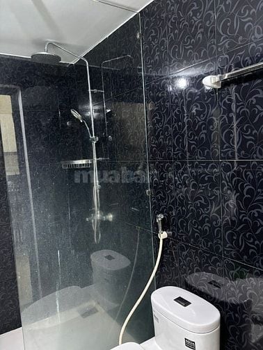 Cho thuê căn hộ ngay sông Hàn, trung tâm thành phố, tiện nghi đầy đủ 