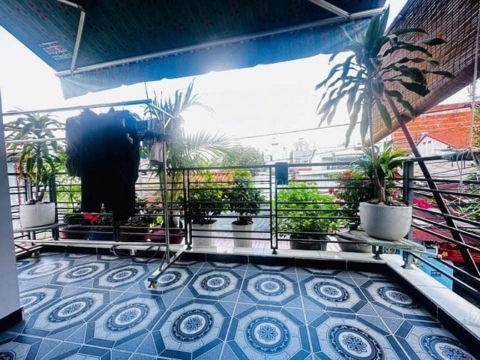 Nhà Phú Cường: sát phố Bạch Đằng, hoàn công, sân oto, 0815422197 