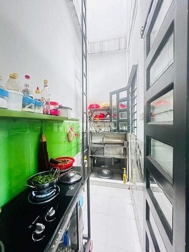 Nhà Phú Cường: sát phố Bạch Đằng, hoàn công, sân oto, 0815422197 