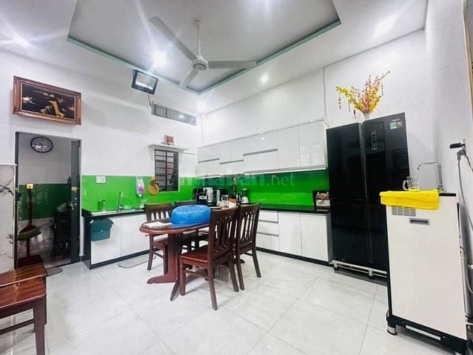 Nhà Phú Cường: sát phố Bạch Đằng, hoàn công, sân oto, 0815422197 