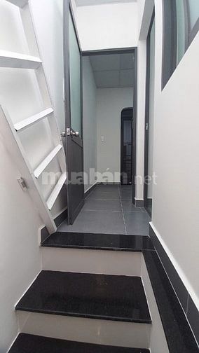 Nhà riêng tại đường Thạnh Xuân 21, Quận 12.