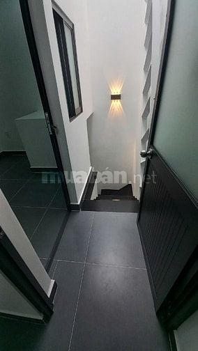 Nhà riêng tại đường Thạnh Xuân 21, Quận 12.