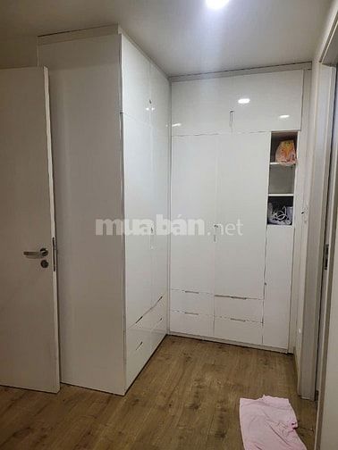 Giá tốt nhất khu vực cho CH Krista 2PN full nt bán chỉ có giá 4.5 tỷ