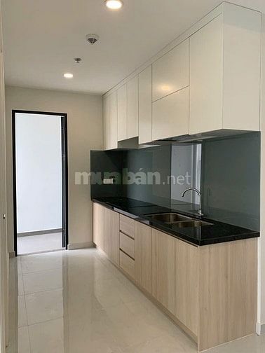 💥Cần bán gấp 1PN Emerald Golf View – View sân golf, lỗ gần 500tr!