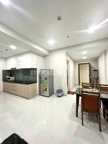 💥Cần bán gấp 1PN Emerald Golf View – View sân golf, lỗ gần 500tr!
