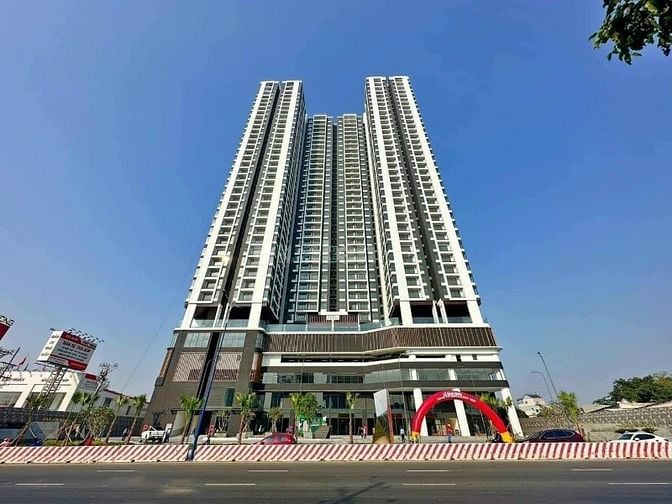 💥Cần bán gấp 1PN Emerald Golf View – View sân golf, lỗ gần 500tr!