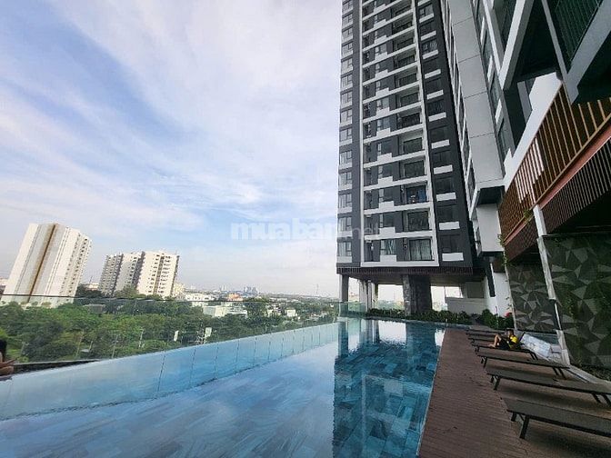 💥Cần bán gấp 1PN Emerald Golf View – View sân golf, lỗ gần 500tr!