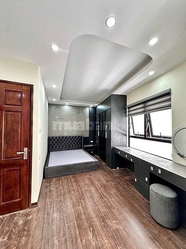 SIÊU HIẾM NHÀ MỚI PHỐ BỒ ĐỀ - 6TẦNG THANG MÁY - OTÔ CẠNH NHÀ - 9.2 TỶ