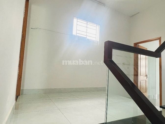 Nhà 3 tầng (4.2x15m), 69 m2, Phạm Thế Hiển- thông Bùi Minh Trực Q 8