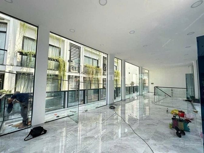 21 + 23A Thạch Thị Thanh, Tân Định, Quận 1. DT 9.5x17m giá 62 tỷ TL