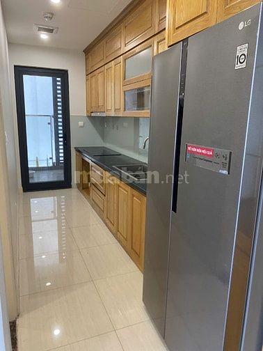 Cần cho thuê CC Imperia Garden,2n2v 81m2,full nội thất,có slot ô tô