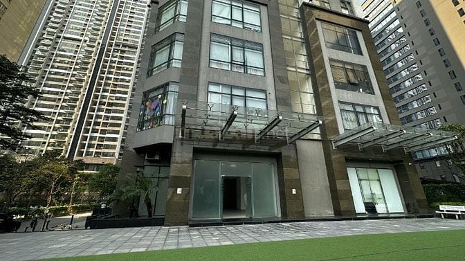 Bán sàn thương mại tầng 1  tòa chung cư cao cấp Vinata Tower - 289 KD