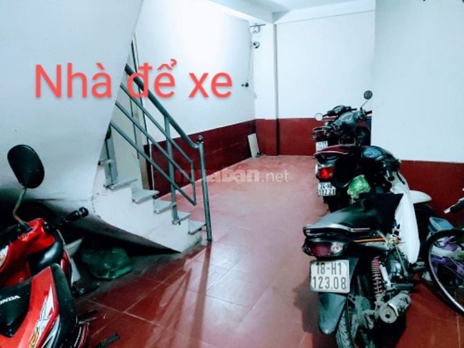 Nhà mới 45m2 có 2 phòng, gia 4,8 trieu, điều hoà, nóng lạnh, nhà vskk