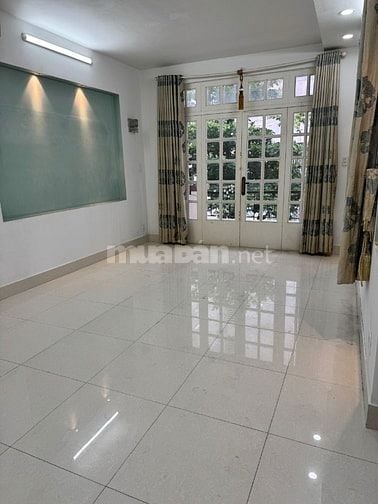 CHO THUÊ NHÀ MT NB TẠ QUANG BỬU P5Q8. KẾ GIAI VIỆT