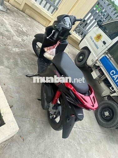 cần tiền e bán vison 2025 chưa đky đủ giấy tờ hond