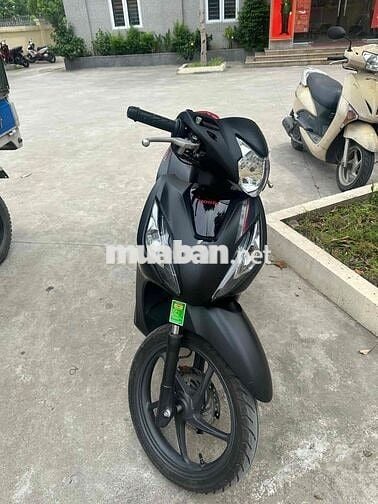 cần tiền e bán vison 2025 chưa đky đủ giấy tờ hond