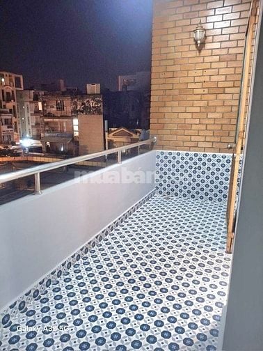 Bán nhà 165 Nguyễn Lâm, phường 6 quận 10