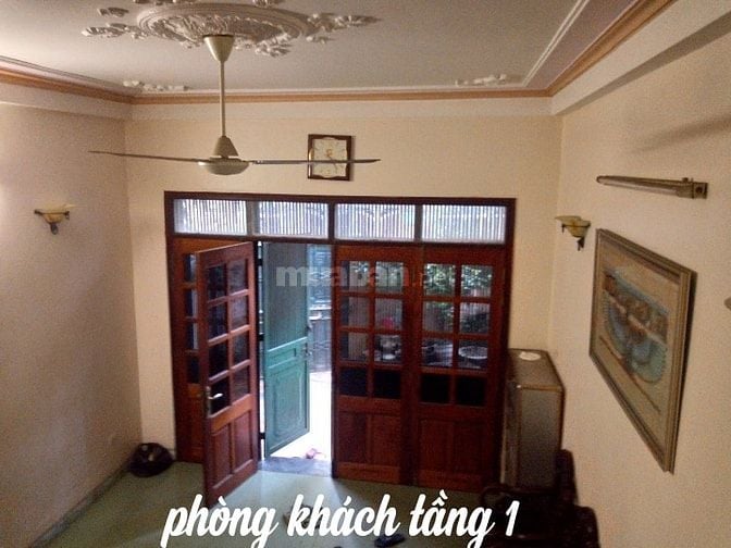 Cho thuê nhà 4 tầng để gia đình ở hoặc làm văn phòng