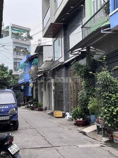 Cho thuê nhà hẻm 4m(XH) Đường số 4, P.B.H.Hòa A, Q.Bình Tân giá 8.5tr