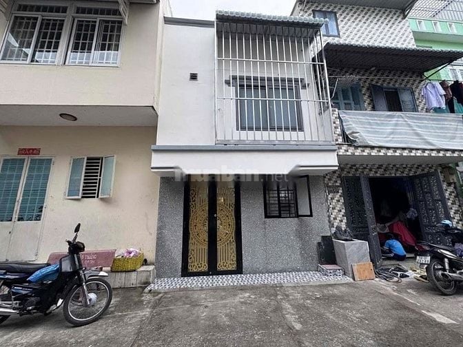 Cho thuê nhà hẻm 4m(XH) Đường số 4, P.B.H.Hòa A, Q.Bình Tân giá 8.5tr
