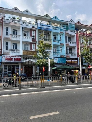 Bán nhà 4x20m, 3 lầu sân thượng, mặt tiền Tạ Quang Bửu 