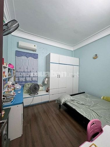 Bán gấp nhà phố Yên Hoà ở ngay, 51m2, 4 tầng, MT 4m, giá 12.9 tỷ