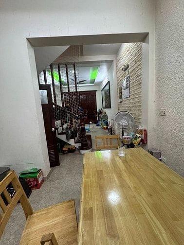 Bán gấp nhà phố Yên Hoà ở ngay, 51m2, 4 tầng, MT 4m, giá 12.9 tỷ