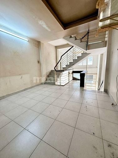 GẤP GIẢM 1 TỶ MẶT TIỀN NGUYỄN ĐÌNH CHÍNH- 54m2- 4 TẦNG- 10,5 TỶ TL