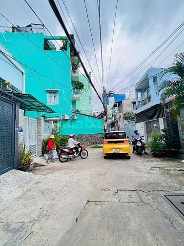 Bán nhà Hoàng Hoa Thám, Phú Nhuận, 3 lầu giá 7,380 tỷ