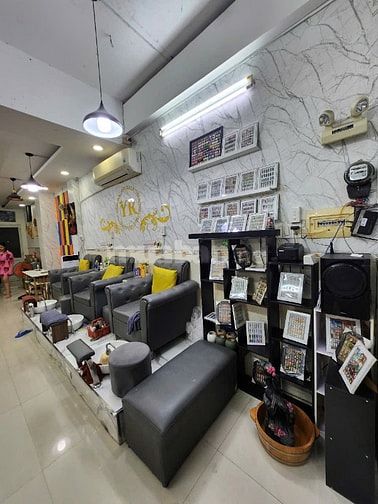 Sang tiệm Nial khu Cityland Ngã 5 Gò Vấp 