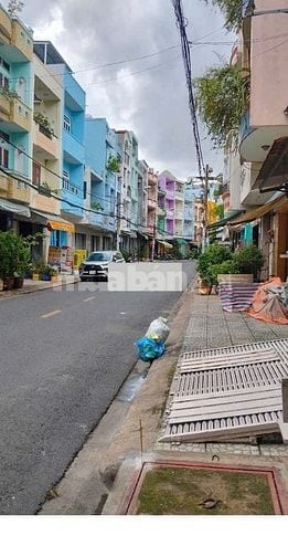Cho thuê nhà MT Đường số 33(KDC chợ A.D.Vương), P.10, Q.6 giá 19.5tr