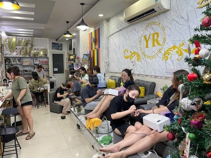 Sang tiệm Nial khu Cityland Ngã 5 Gò Vấp 