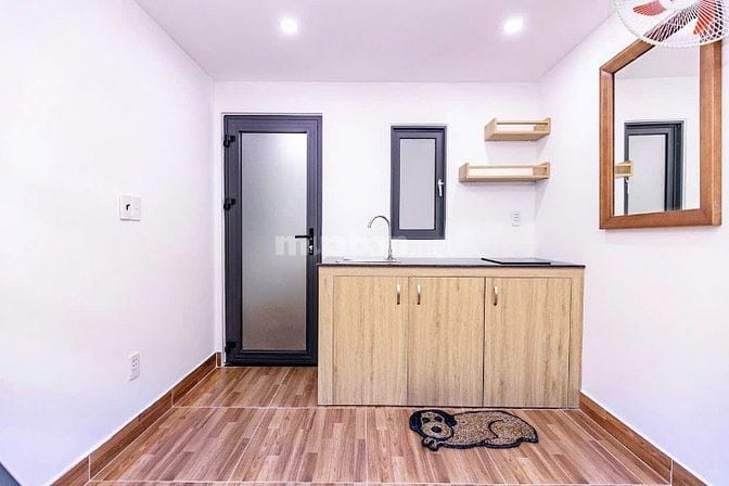 Tòa CHDV Phú Nhuận. DT 4.2x24m NH, 5 tầng giá 14 tỷ
