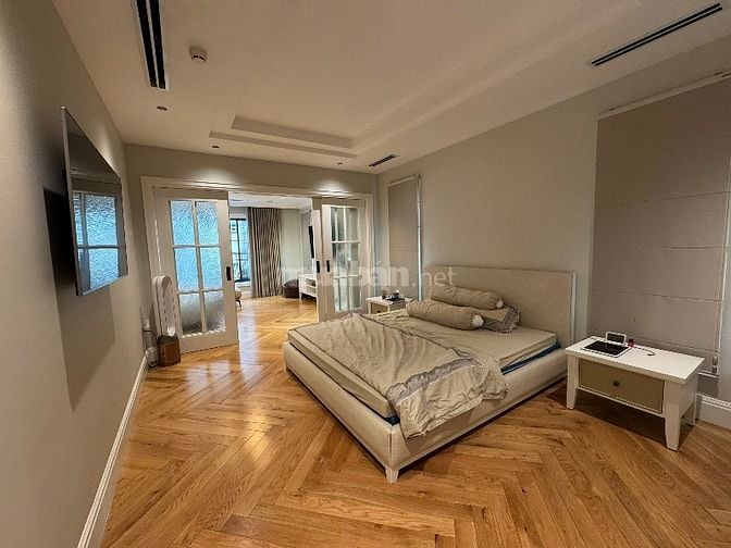 Bán toà nhà Nguyễn Văn Thủ, P. ĐaKao, Q1, 5 tầng, 125m2 ngang 8m