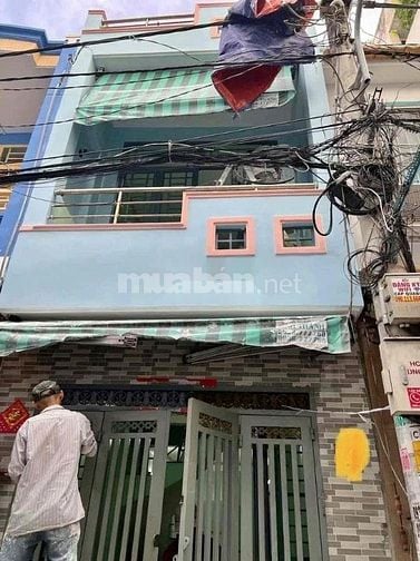 Cho thuê nhà mặt tiền 3m(3 gác) Đường số 47, P.10, Q.6 giá 7tr