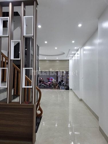 BÁN NHÀ TÔ HIỆU-THANG MÁY-Ô TÔ ĐỖ CỬA-50M2-NHỈNH 1x. TỈ