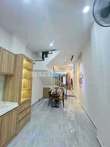 Cho thuê nhà hẻm 3m(XM) Cách Mạng Tháng 8, P.5, Q.Tân Bình giá 15tr