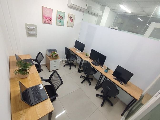 CHỈ 3 TRIỆU – VĂN PHÒNG CÓ CỬA SỔ, ĐẦY ĐỦ BÀN GHẾ – VÀO LÀM NGAY